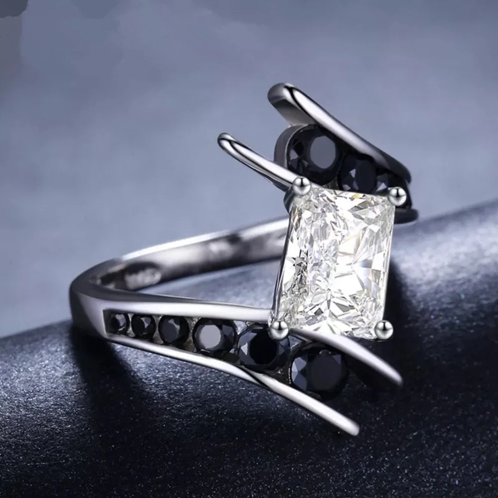 New 925 Silver Beautiful Sapphire Ring - Picture 4 of 4